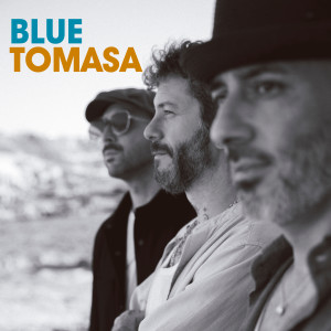 收聽Blue Tomasa的Rincón de la Victoria歌詞歌曲