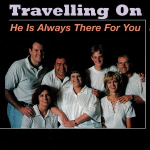 收聽Travelling On的Put Your Hand In Mine歌詞歌曲