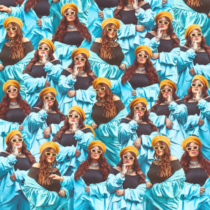 ดาวน์โหลดและฟังเพลง Dancing Like (Explicit) พร้อมเนื้อเพลงจาก Emma Kern