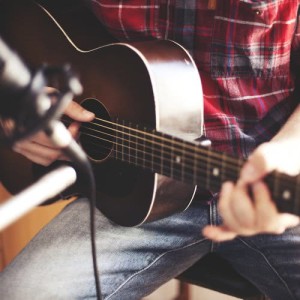 ดาวน์โหลดและฟังเพลง Freedom 2018 พร้อมเนื้อเพลงจาก David Philips