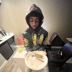 收聽ABB Hektic的evolved (Explicit)歌詞歌曲