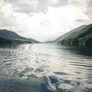 ดาวน์โหลดและฟังเพลง Nordic Drift พร้อมเนื้อเพลงจาก Trädens Sång