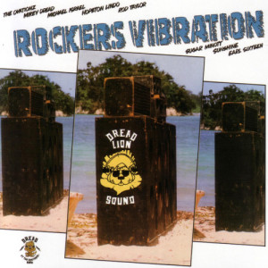 ดาวน์โหลดและฟังเพลง Hot Cross Bun พร้อมเนื้อเพลงจาก Mikey Dread