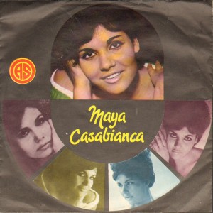 收聽Maya Casabianca的Je Me Suvient歌詞歌曲
