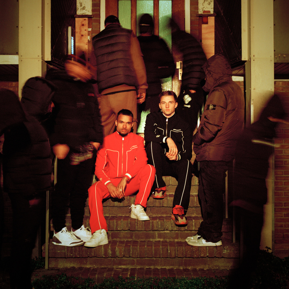Alleen (Explicit)
