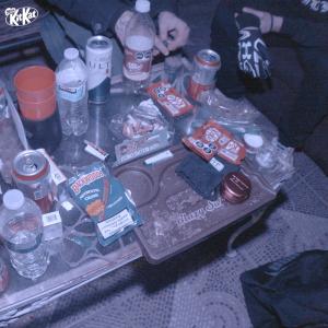 ดาวน์โหลดและฟังเพลง KIT KAT (feat. crizzo.o, Javs & Demonky) (Explicit) พร้อมเนื้อเพลงจาก NVSTREET