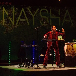 收聽Naysha的Cenizas (En vivo desde el Gran Teatro Nacional)歌詞歌曲