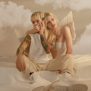 Listen to Aeroplani song with lyrics from Zame