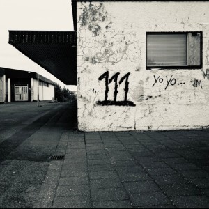 Listen to 16 Bars (Explicit) song with lyrics from Birgir Hákon