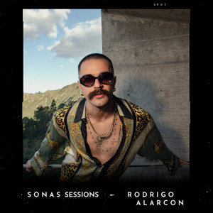 收聽Rodrigo Alarcon的O Dia Seguinte (À do Itamar) (Ao Vivo no Sonastério)歌詞歌曲