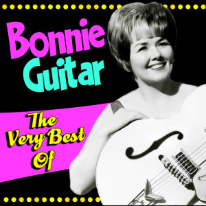 收聽Bonnie Guitar的The Moon Is Low歌詞歌曲