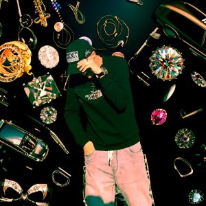 Listen to ВАЙБ (Explicit) song with lyrics from Feser
