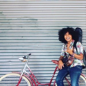 Dengarkan lagu Sweet Sailing Saturday nyanyian Raga Fullmoon dengan lirik