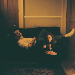 Dengarkan Easy lagu dari Morning Midnight dengan lirik