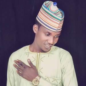 Listen to Ke Zan Nuna (Explicit) song with lyrics from Isah Ayagi