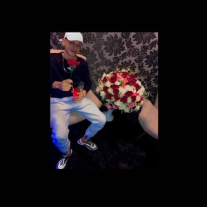 ดาวน์โหลดและฟังเพลง Fotos Do Meu Celular พร้อมเนื้อเพลงจาก Henricco Simplicio