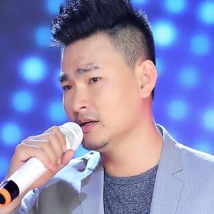 Dengarkan Men Rượu Tương Phùng lagu dari Đông Nguyễn dengan lirik