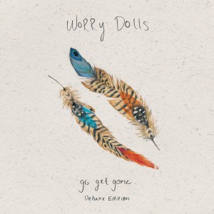 ดาวน์โหลดและฟังเพลง She Don't Live Here พร้อมเนื้อเพลงจาก Worry Dolls
