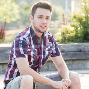 Listen to Če Bi Znal song with lyrics from Alex Volasko