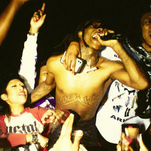 收聽Fambroski的Never Fall Off (feat. TeeHxncho) (Explicit)歌詞歌曲