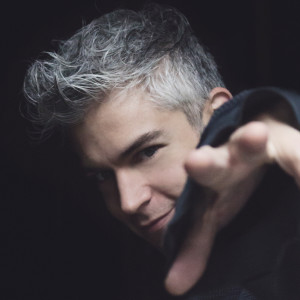 Dengarkan The Golden Braid (feat. Spooky Digital Girl) lagu dari Tristan Rudat dengan lirik