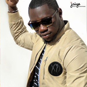 收聽Fakoly Kourouma的Tu parles de moi歌詞歌曲