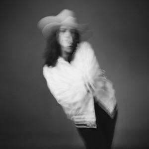 收聽Erin Memento的Medalla De Oro A La Mejor Canción De Amor歌詞歌曲