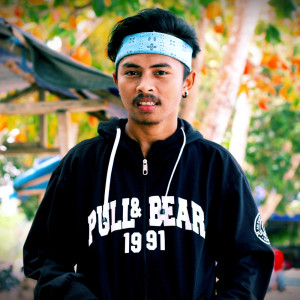 Album Mentang-mentang Sa Anak Kampung from DJ Qhelfin