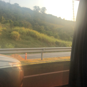 收聽meninofroze arquivado的Falido!!歌詞歌曲