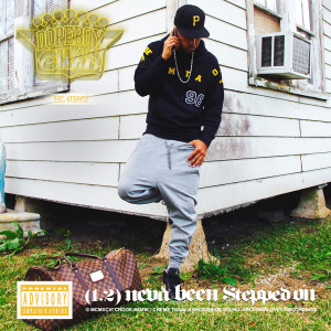 ดาวน์โหลดและฟังเพลง Spend a Ben (So Fine) (Explicit) พร้อมเนื้อเพลงจาก Max Minelli