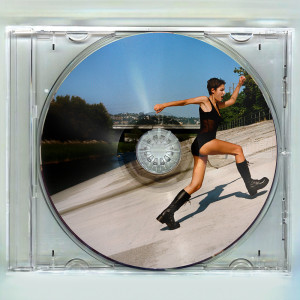 ดาวน์โหลดและฟังเพลง Sentimento พร้อมเนื้อเพลงจาก Heir