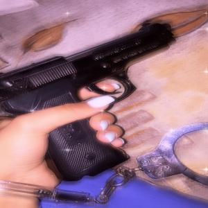 收听daga de la muerte的On The Highway歌词歌曲
