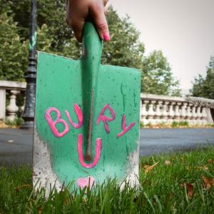 收聽WinDose的Bury U歌詞歌曲