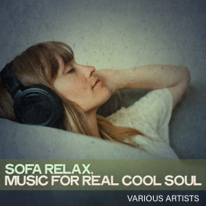 Dengarkan lagu Ferry nyanyian Colour Tree dengan lirik