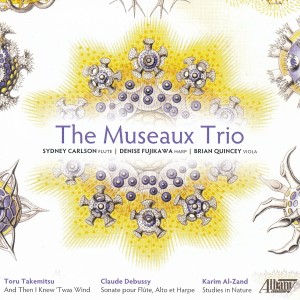 收聽The Museaux Trio的Studies in Nature: III. Jellyfish (其他)歌詞歌曲