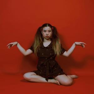 收聽唯又斐 Raylee Forest的Puppetry歌詞歌曲