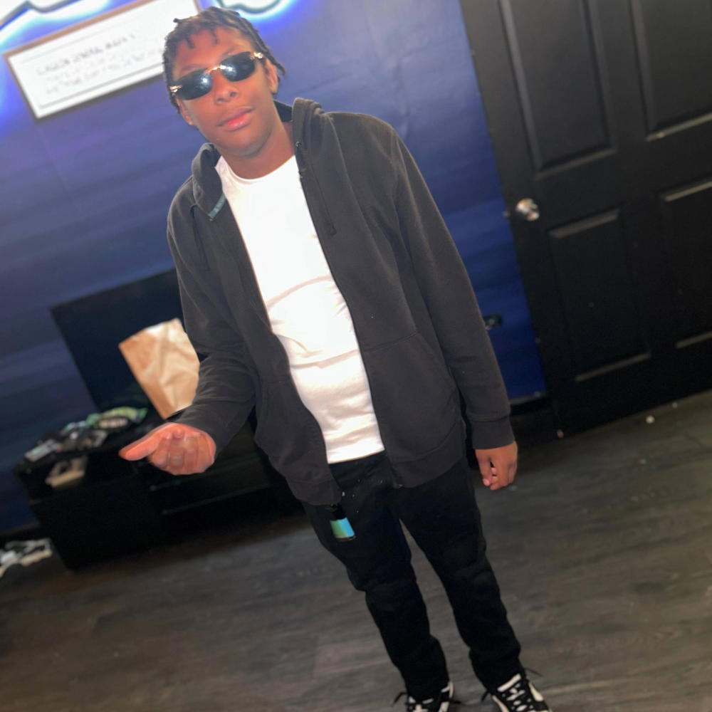 LIL BRO (feat. Lil Los) (Explicit)