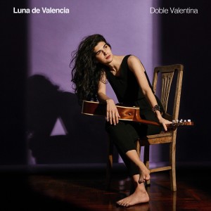 อัลบัม Luna de Valencia ศิลปิน Doble Valentina