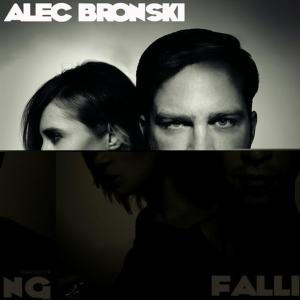 ดาวน์โหลดและฟังเพลง Falling พร้อมเนื้อเพลงจาก Alec Bronski