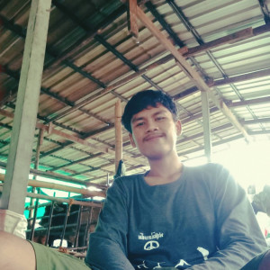 Listen to ผิดที่ฉันเอง song with lyrics from Sams