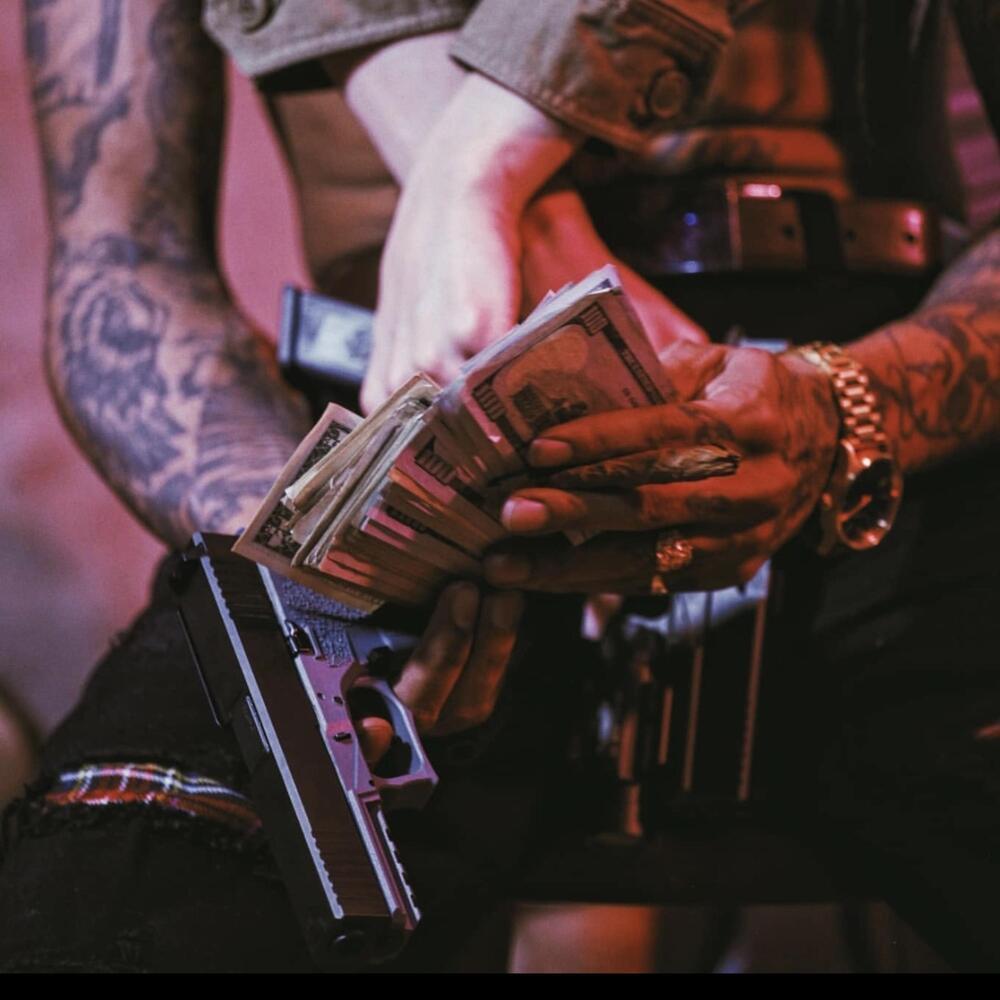 Sir LookLook (Explicit)