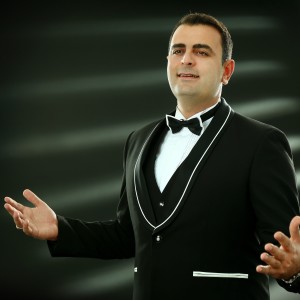 Dengarkan lagu Nefesmeni Tu nyanyian Мануэль Исаков dengan lirik