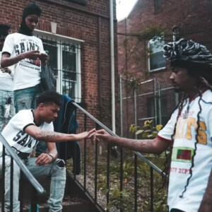 default playlist img