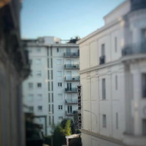 收聽Pey的Weisses Hemd歌詞歌曲