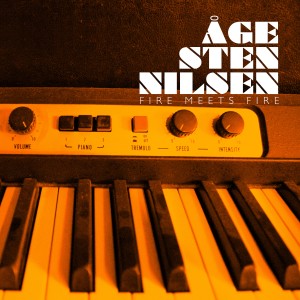 ดาวน์โหลดและฟังเพลง Fire Meets Fire พร้อมเนื้อเพลงจาก Åge Sten Nilsen