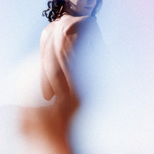 ดาวน์โหลดและฟังเพลง Beautiful พร้อมเนื้อเพลงจาก Rhye