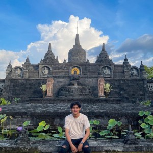 Dengarkan lagu Good Life nyanyian Dj Komang Rimex dengan lirik