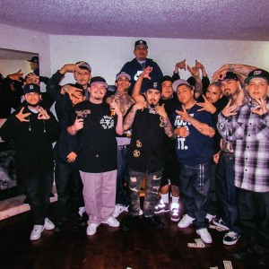 收聽KbLilDemon的No handouts (feat. KbLilYogi23) (Explicit)歌詞歌曲