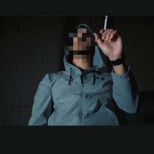 收听Lvr的Benim Gibi歌词歌曲