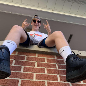 ดาวน์โหลดและฟังเพลง FLASHIN (Explicit) พร้อมเนื้อเพลงจาก SBB Raps